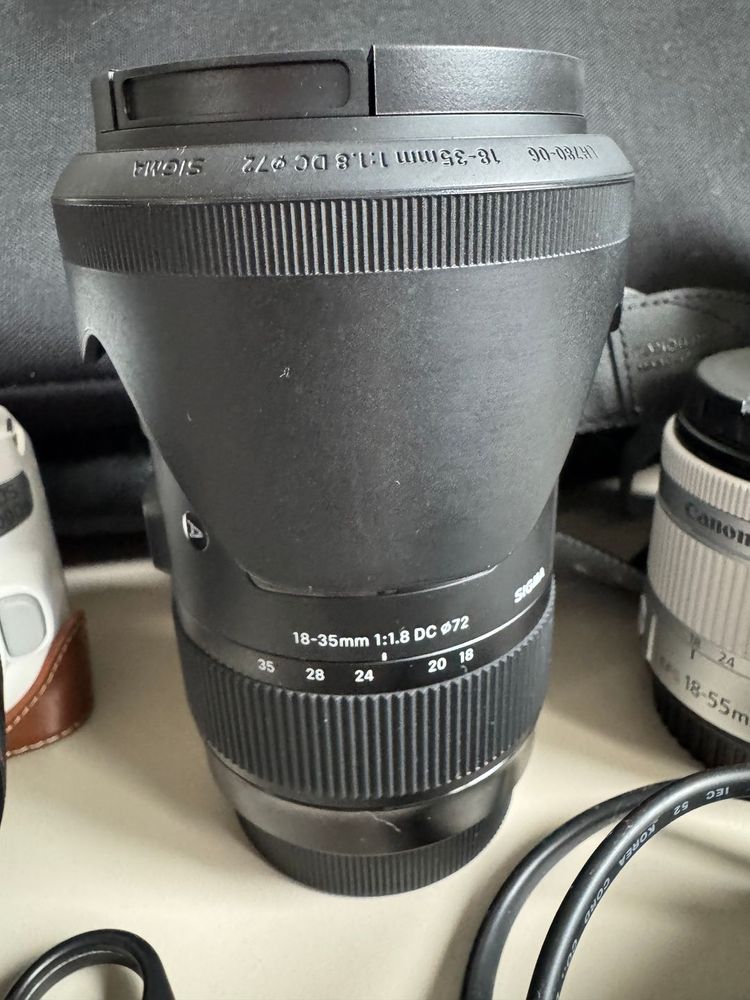 캐논 200d2 화이트 18-55번들킷 + 시그마 아트 18-35mm f1.8 + EF 50mm f1.8 이미지