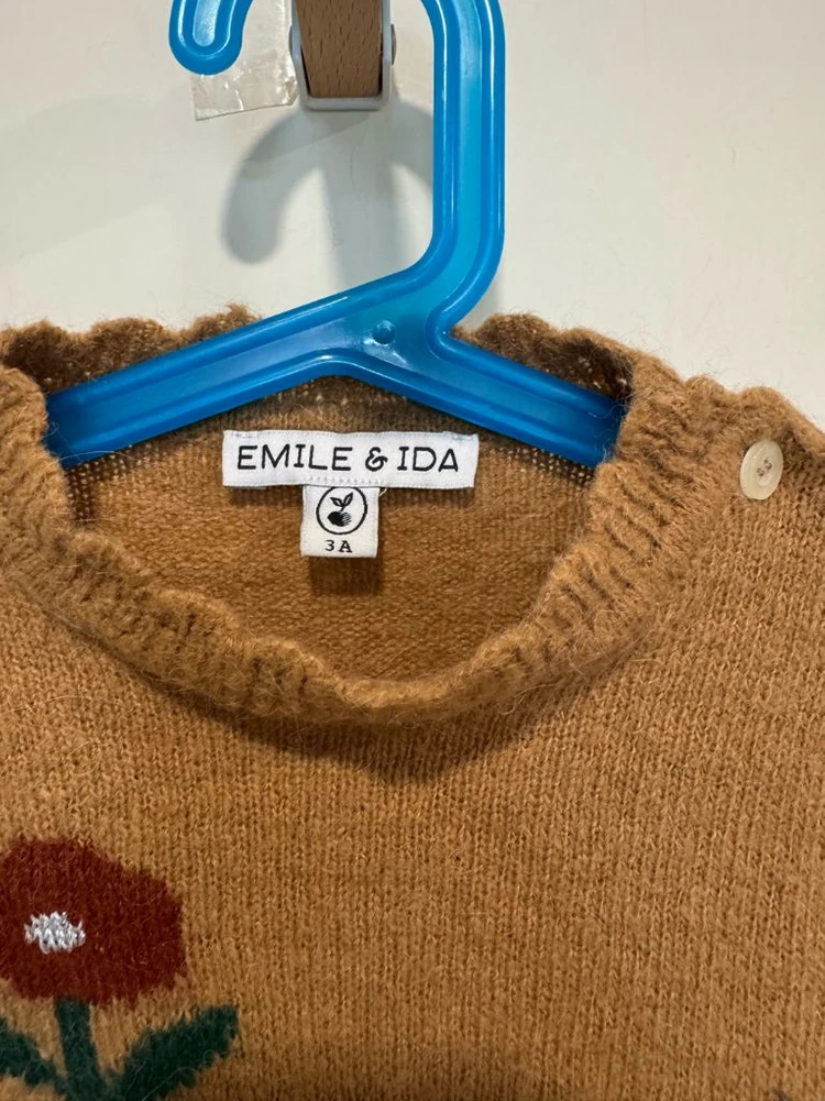 emile et ida 에밀에이다 니트 이미지