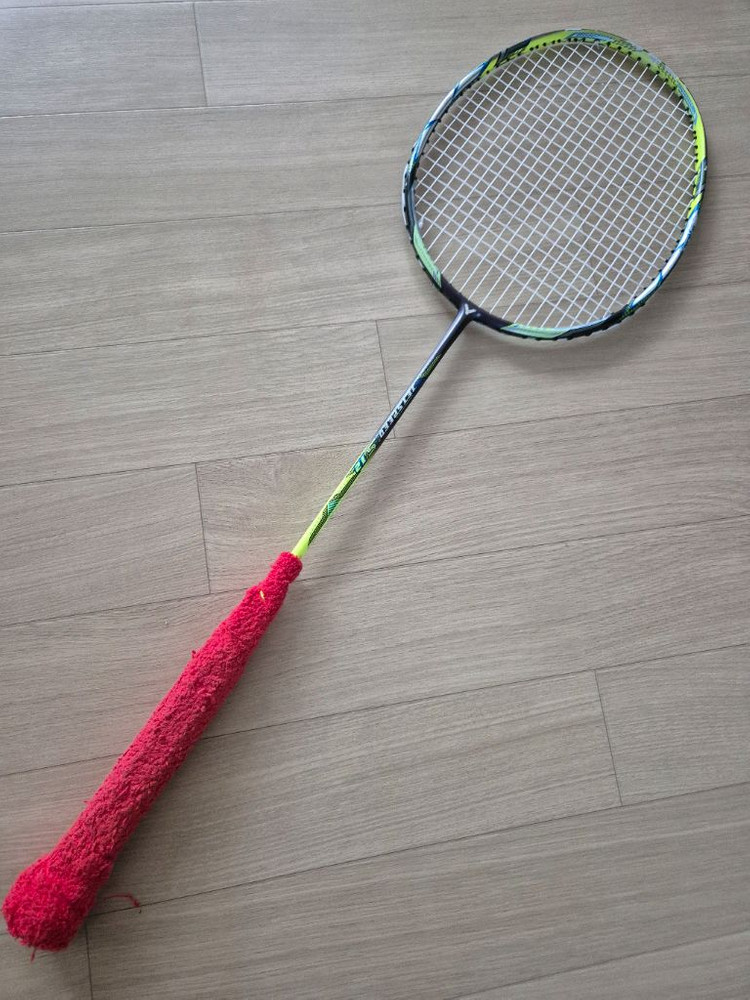 배드민턴 라켓 이미지