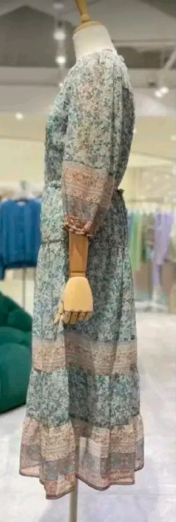 써스데이아일랜드 보헤미안 플라워 셔링 쉬폰원피스 55사이즈 새제품 파스텔블루컬러 이미지