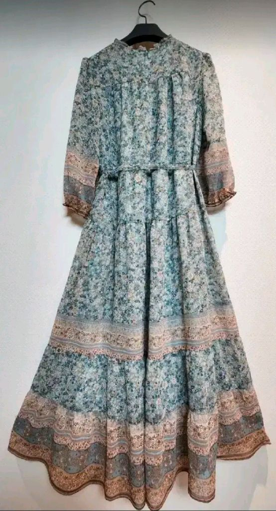 써스데이아일랜드 보헤미안 플라워 셔링 쉬폰원피스 55사이즈 새제품 파스텔블루컬러 이미지