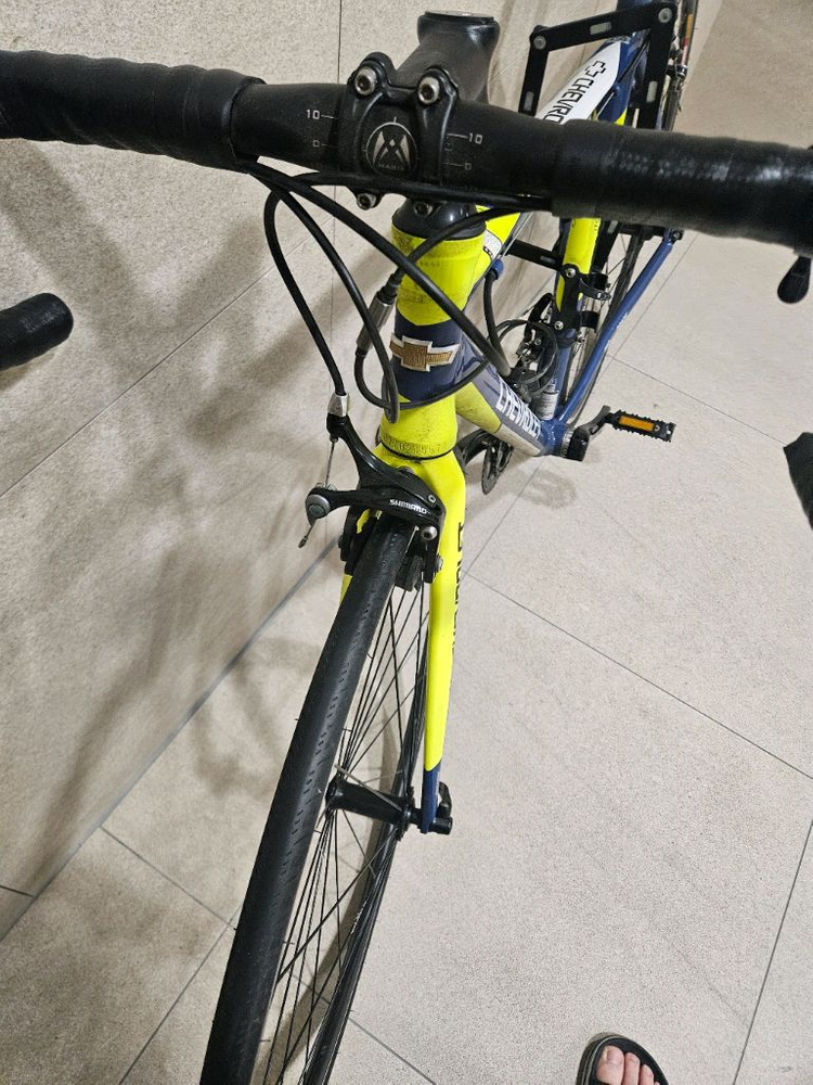 105급 CRD 2.2 5800 22단 로드자전거 싸게팝니다 인천 직거래만 가능 이미지