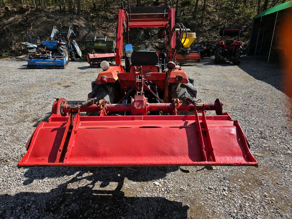 대동 트렉터 26마력소개합니다대동트랙터 L2601DT 모델입니다 이미지