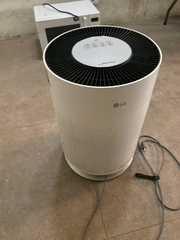 [급] Lg 퓨리케어 공기청정기 360도 원통형 (AS171DWFC) 이미지