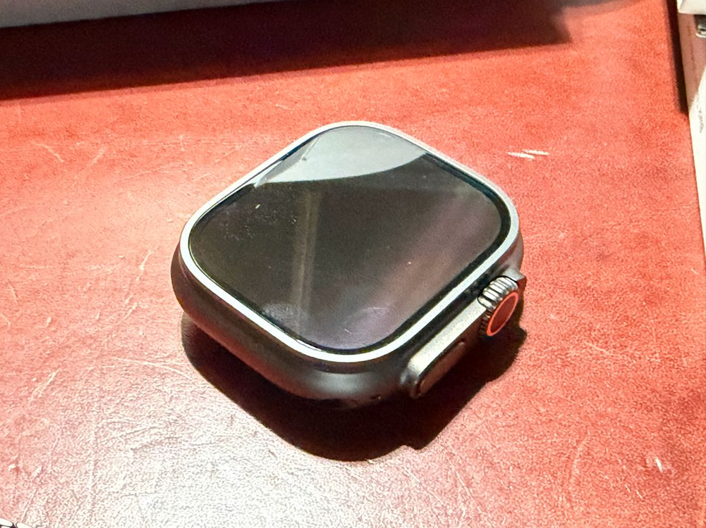 애플워치 울트라 3 49mm 블랙 티타늄 이미지