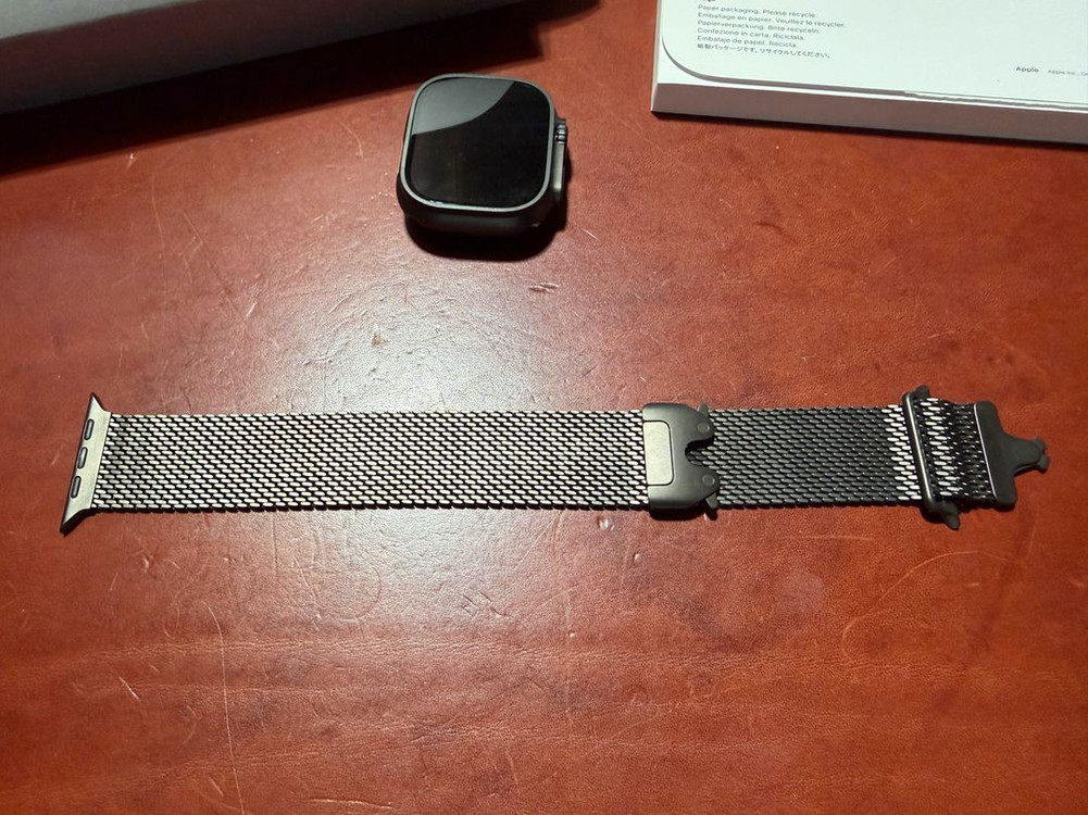 애플워치 울트라 3 49mm 블랙 티타늄 이미지