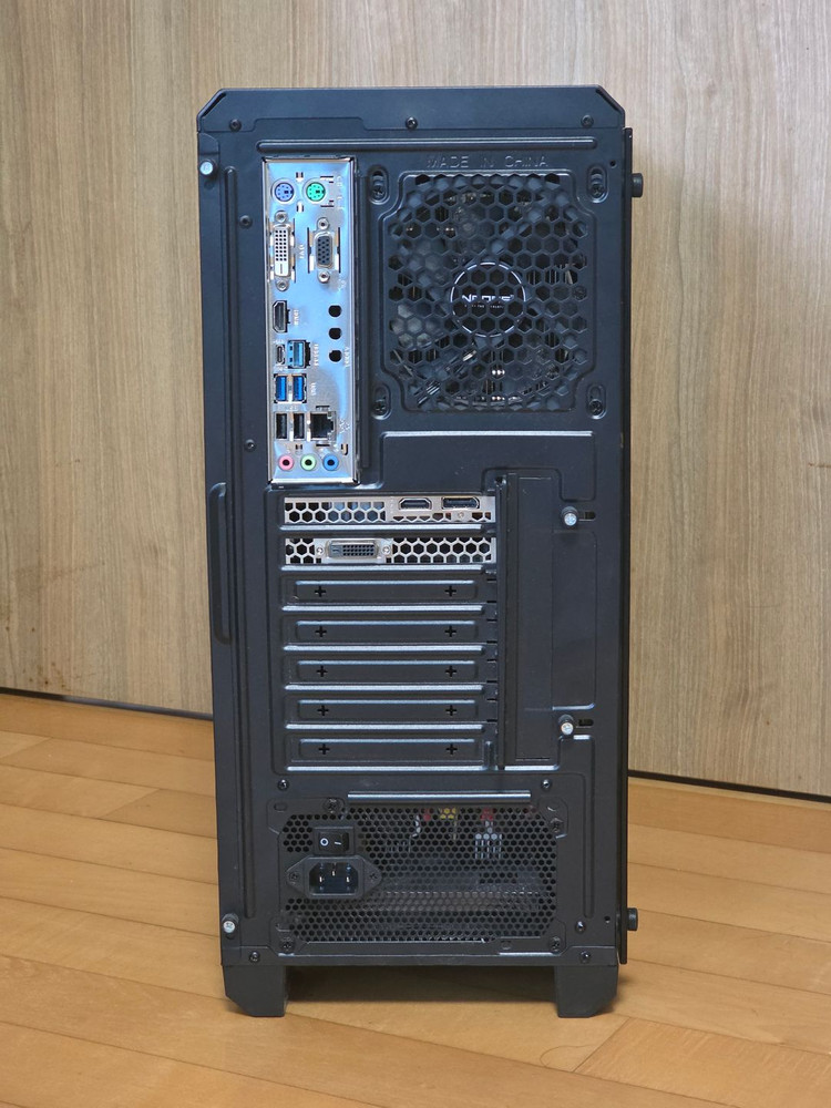 게이밍 컴퓨터 본체(i7 9700K,RTX 2060 6G) 판매 이미지