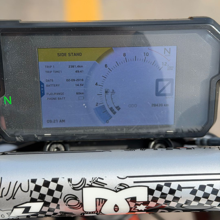 초특가)KTM 듀크390 17년2만 깔끔한튜닝 차량 저렴하게 판매합니다 이미지