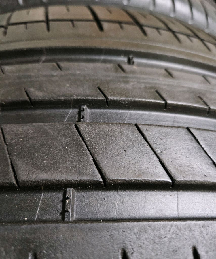 245 35 20 / 275 30 20 /2453520 /2753020#2453020 미쉐린 한대분 이미지