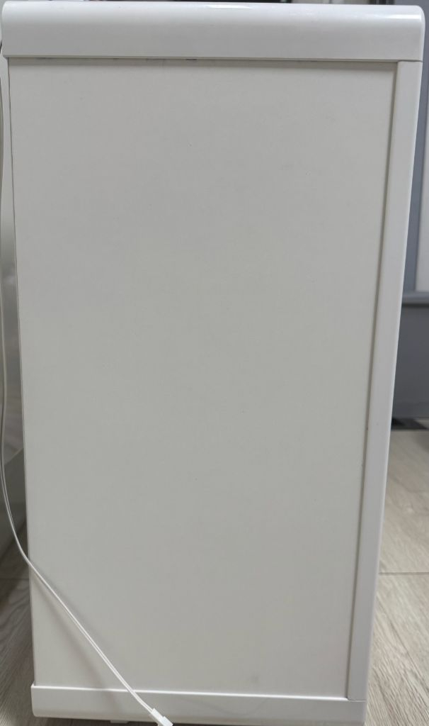 퍼니처스마트 에버딘미니 장식장(LED등 포함) 판매합니다. 이미지