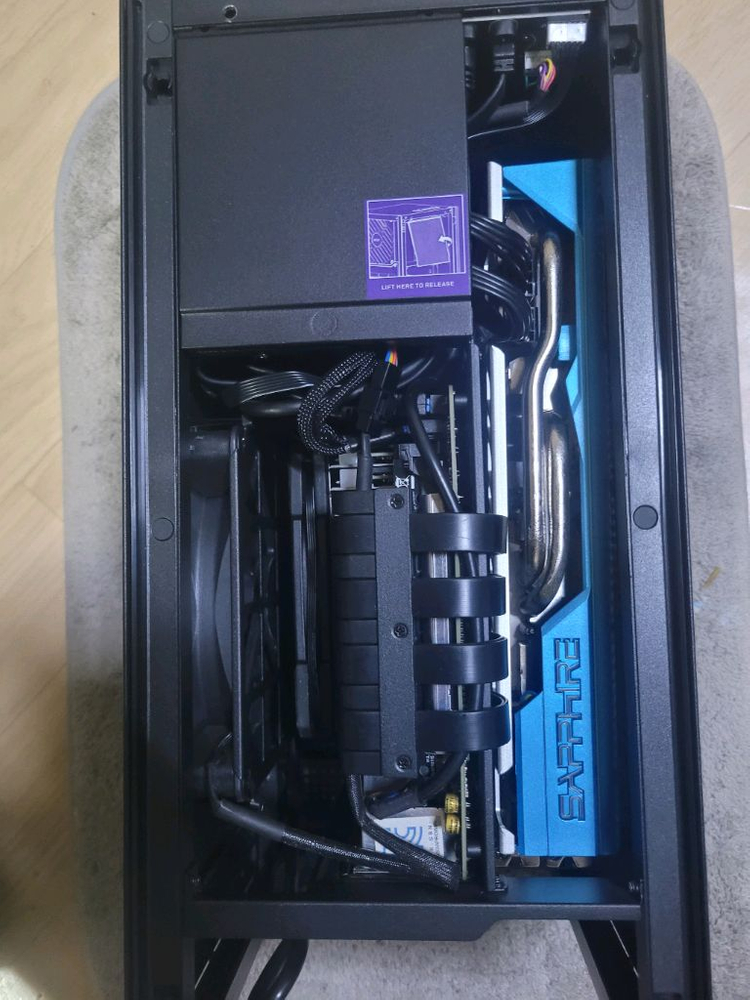 윈11 최고의 고가부품 nzxt h1 미니itx pc 와이파이 가능 게임 이미지