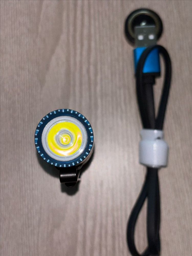 올라이트 OLIGHT 충전식 미니 랜턴 (고광량 / 캠핑 필수템) 이미지