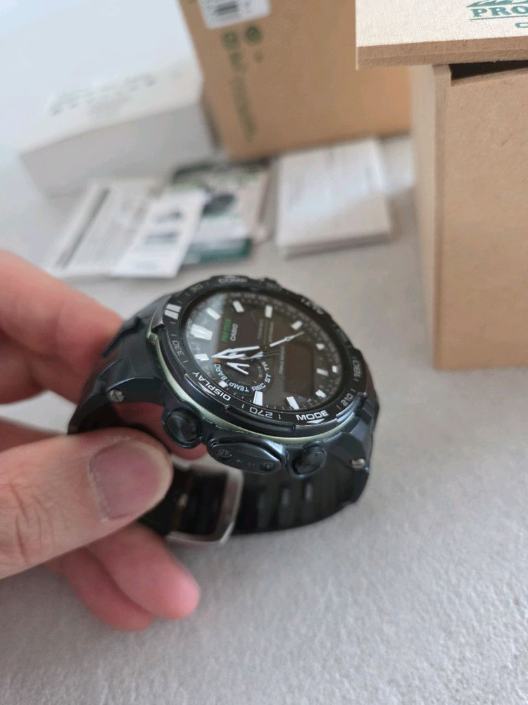 카시오 프로트렉 PRW-6000Y 아웃도어 시계 이미지