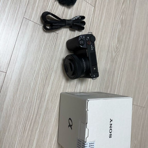 소니 ZV-E10M2 미러리스 카메라 바디만 판매 풀박스