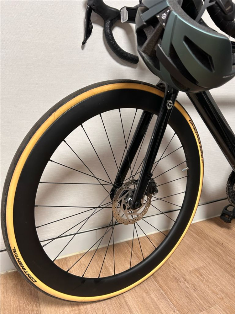 사바 콜로라도 7f 시마노 105 di2 로드자전거 이미지