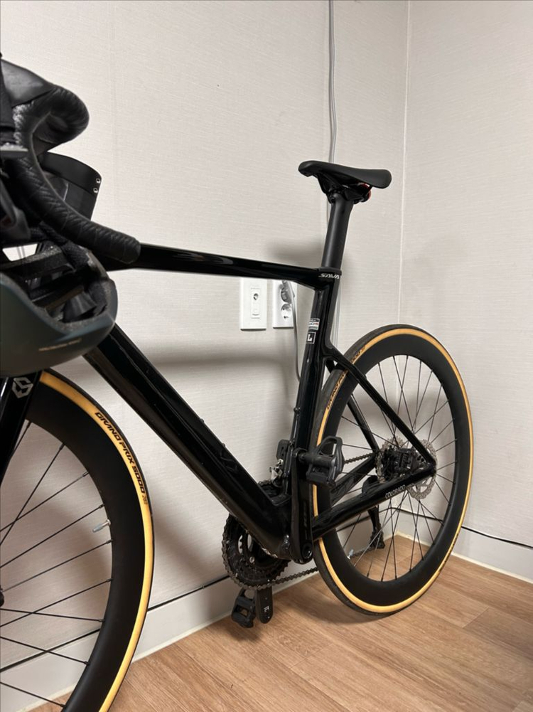 사바 콜로라도 7f 시마노 105 di2 로드자전거 이미지