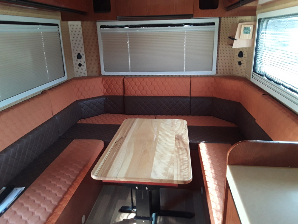 더뉴봉고3 캠핑카 이미지