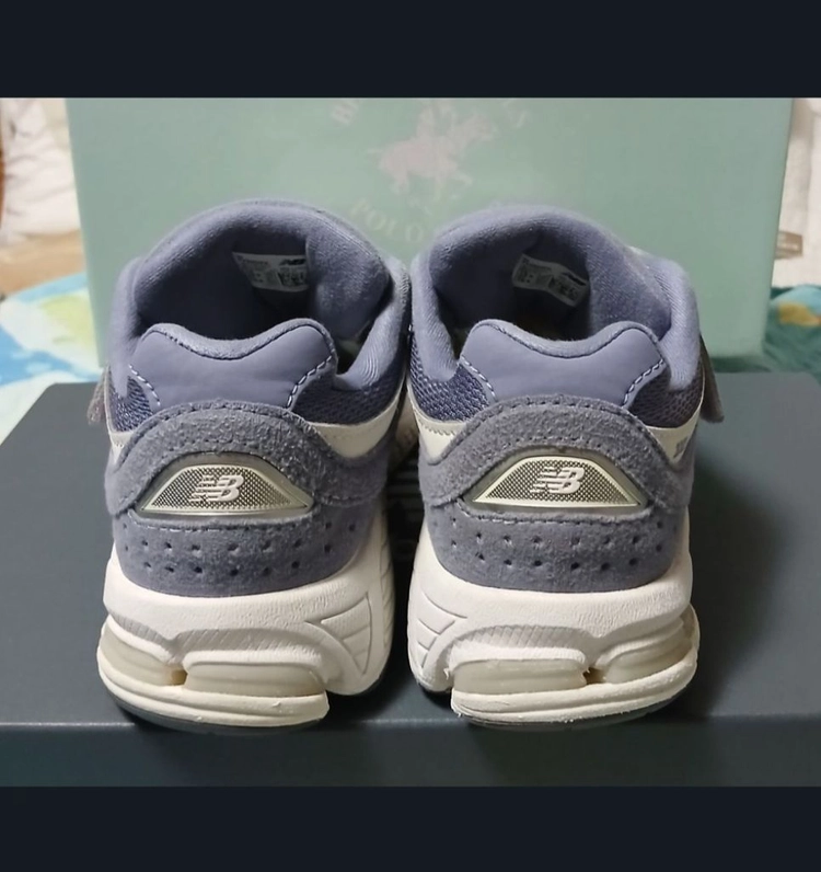 뉴발란스키즈2002R 바이올렛185운동화 거의새거 이미지