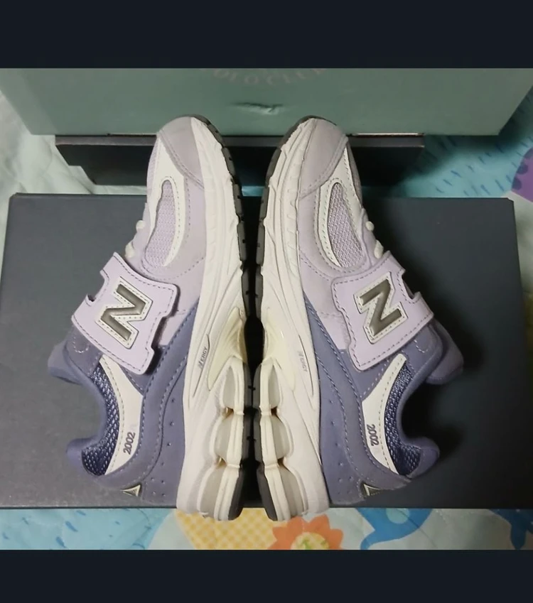 뉴발란스키즈2002R 바이올렛185운동화 거의새거 이미지