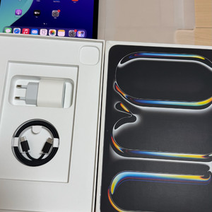 아이패드 프로 m4 11인치 256 배터리사이클0회 이미지