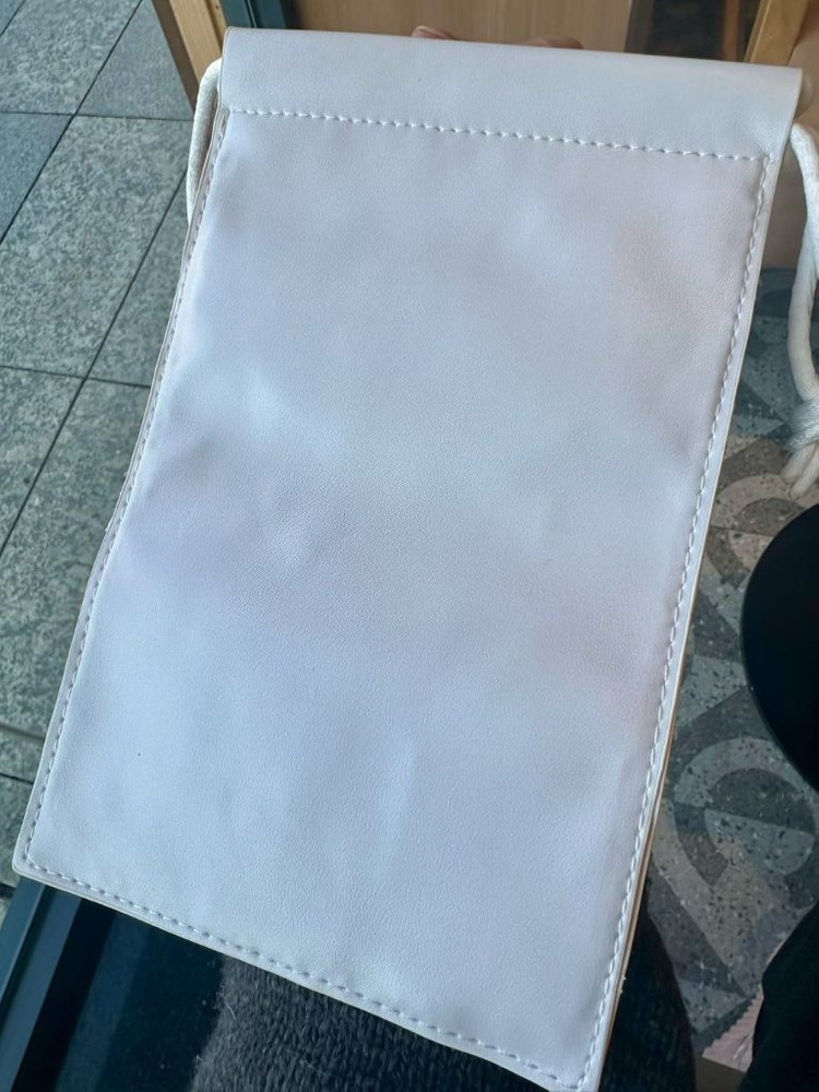 메종 마르지엘라 핸드폰 파우치 이미지