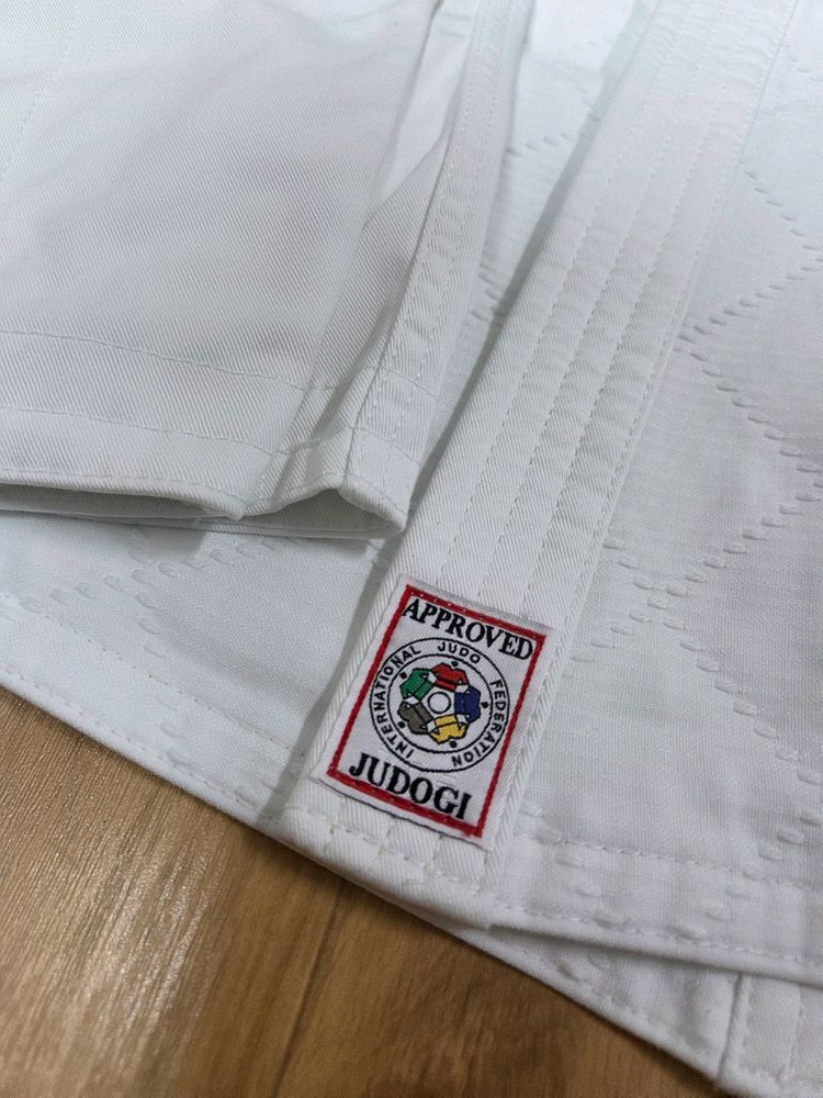미즈노 국제공인 선수용 유도복 165~170 2사이즈 이미지