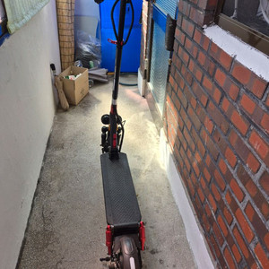 전동킥보드 안전모 포함 이미지