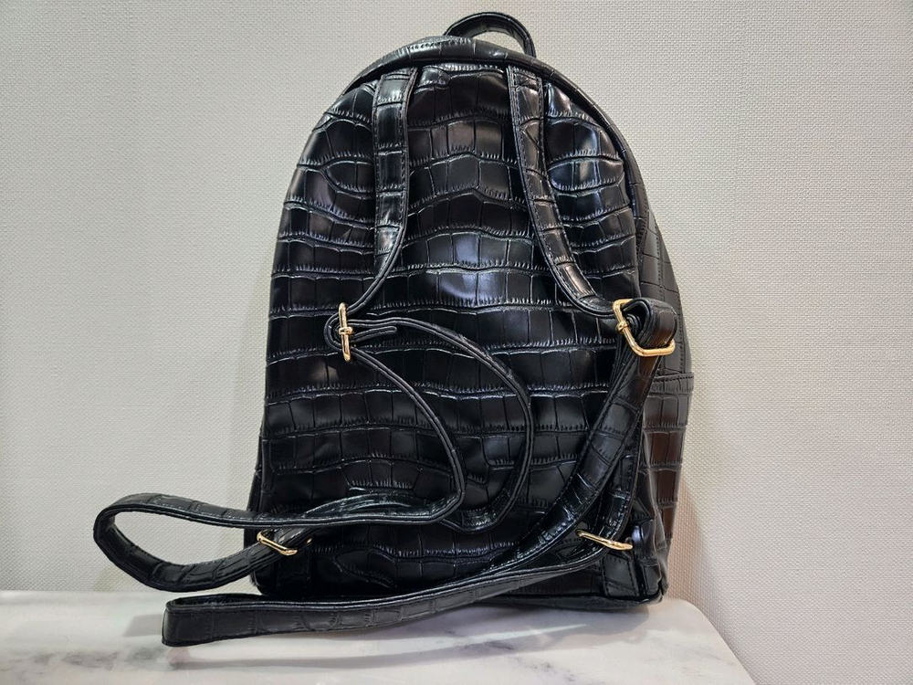 [핀에스커/ 새상품] 크로코다일 패턴 백팩 이미지