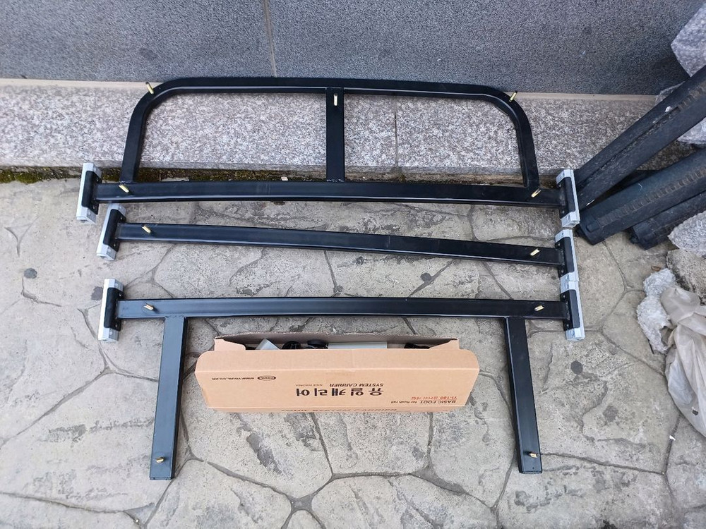 싼타페tm 코토일체형루프박스 화이트 중고(일체형 매입중) 이미지