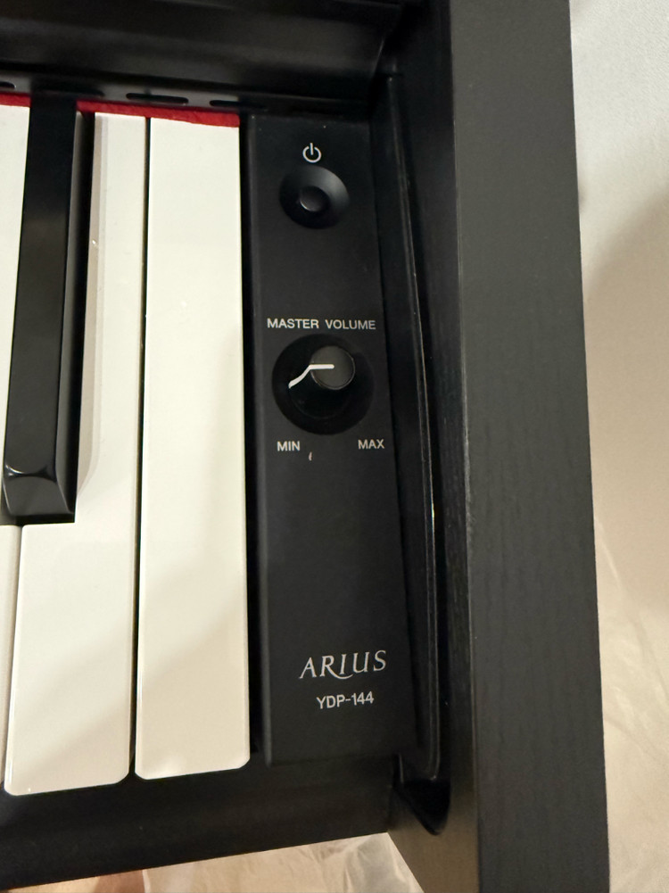 야마하디지털피아노ydp-144 이미지