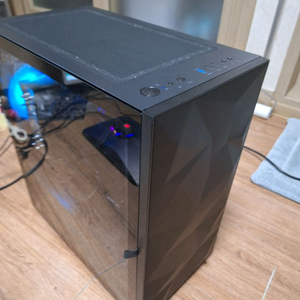 게임용 컴퓨터 PC 본체 i5-14400F RX6600 XT 배그 로아 오버워치 작업용 게이밍 데스크탑 이미지