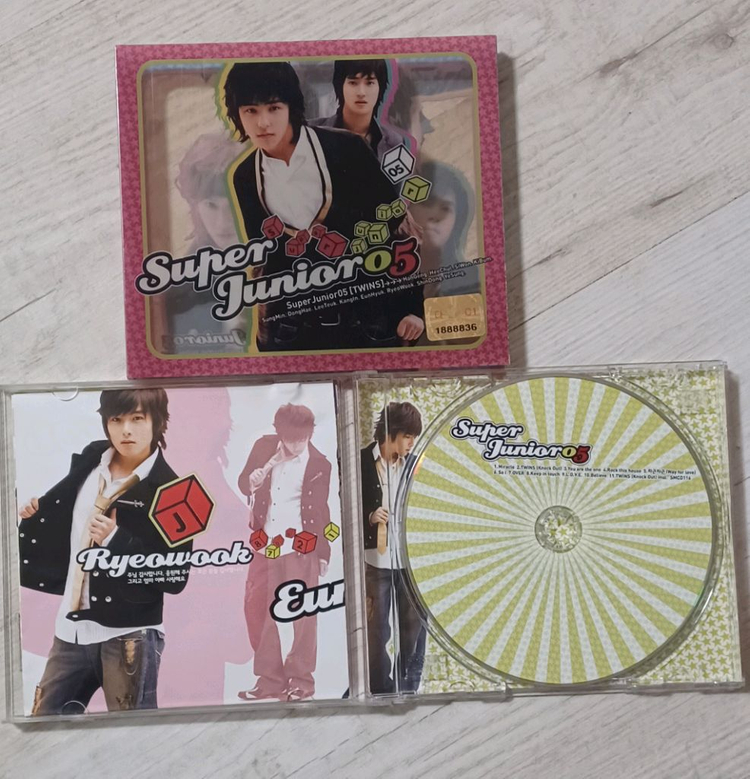 슈퍼주니어 5집 CD슈퍼주니어 5집 CD 이미지