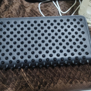 루부탱맛 장지갑 검정 가로20 세로10 이미지