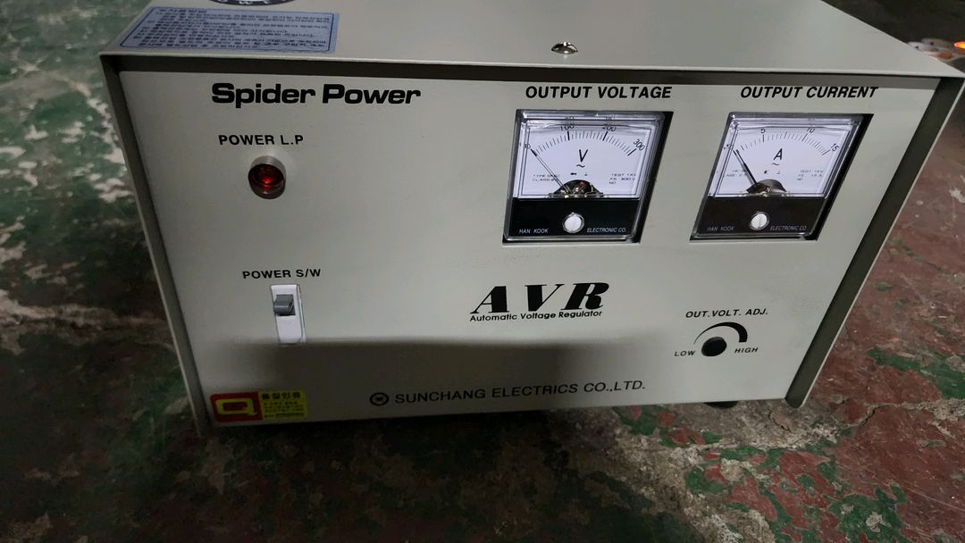 자동전압조정기 (AVR) 3KVA 단권형 이미지