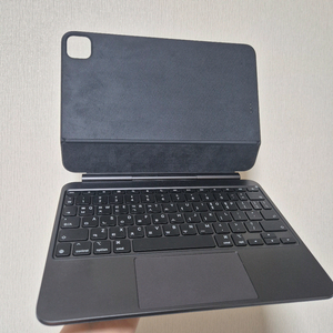 아이패드 프로 11 M4 매직키보드 이미지