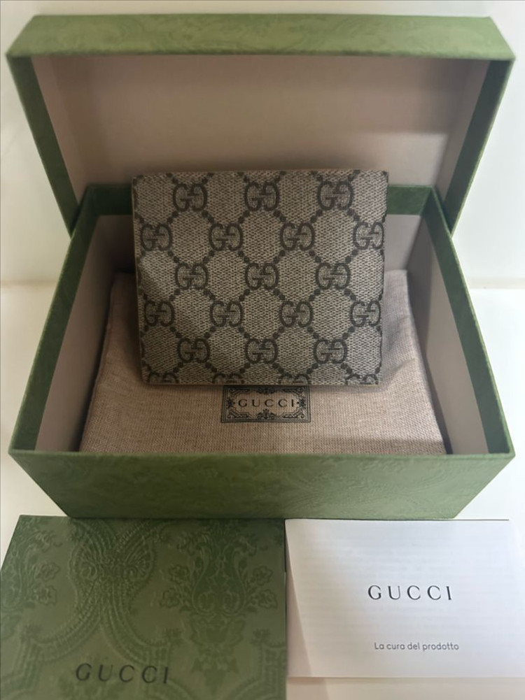 구찌 GG수프림 디테일 반지갑 이미지