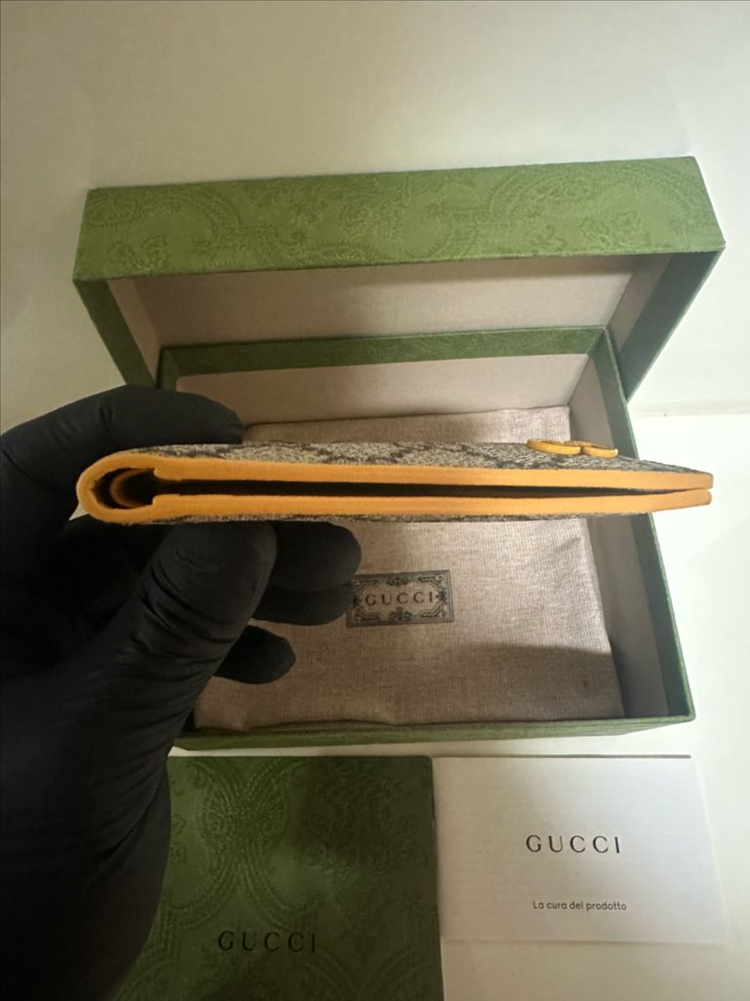 구찌 GG수프림 디테일 반지갑 이미지