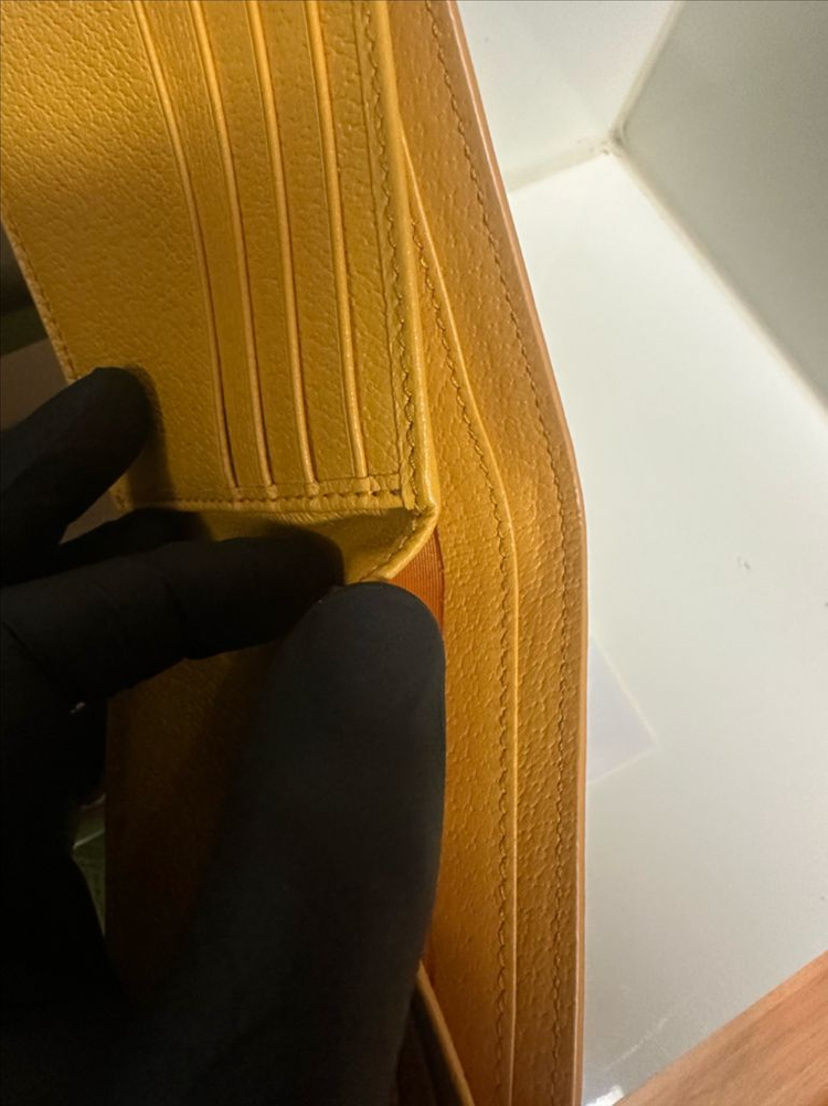 구찌 GG수프림 디테일 반지갑 이미지