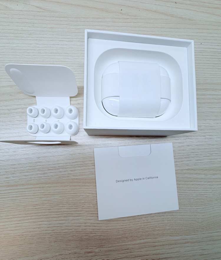 에어팟 프로 3세대 본체 이미지