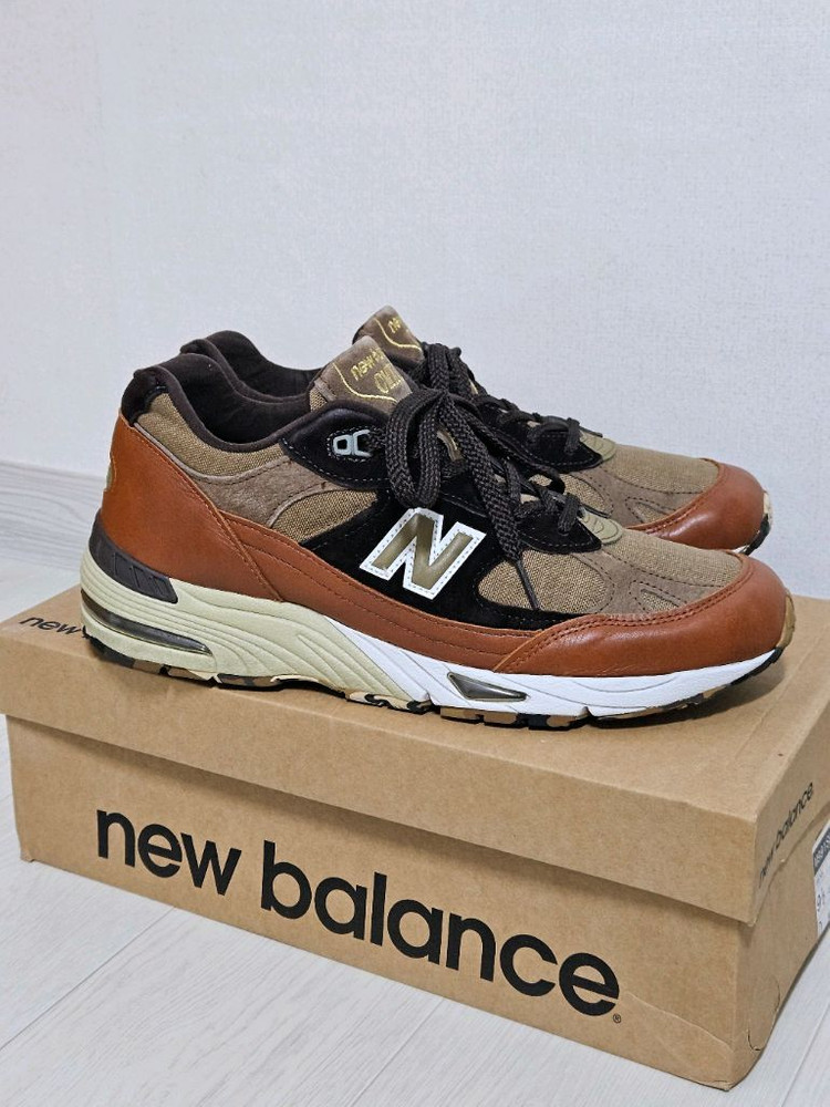 뉴발란스 991한정판 275 이미지