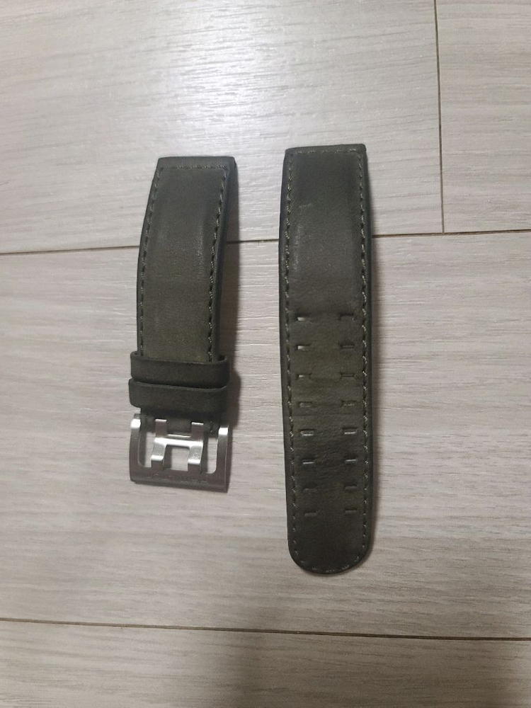 해밀턴 카키 티타늄 검정(38mm) 이미지