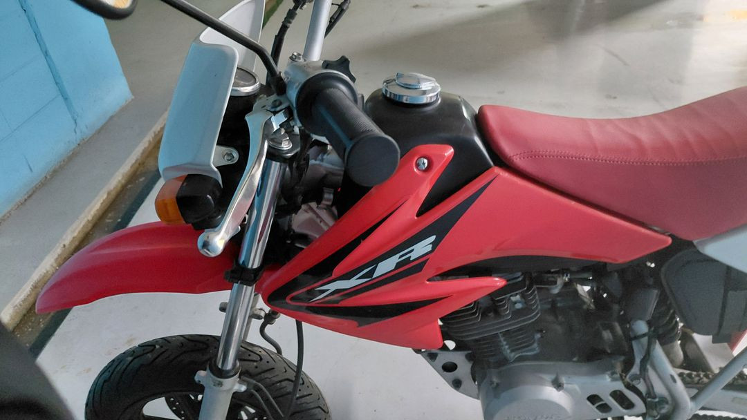 혼다 xr100 이미지