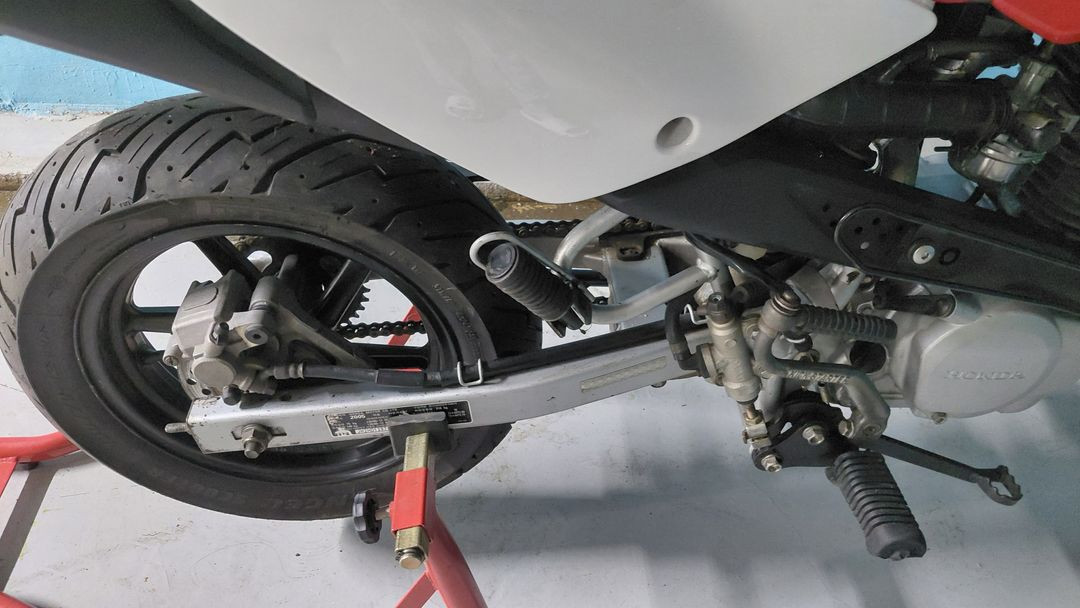 혼다 xr100 이미지