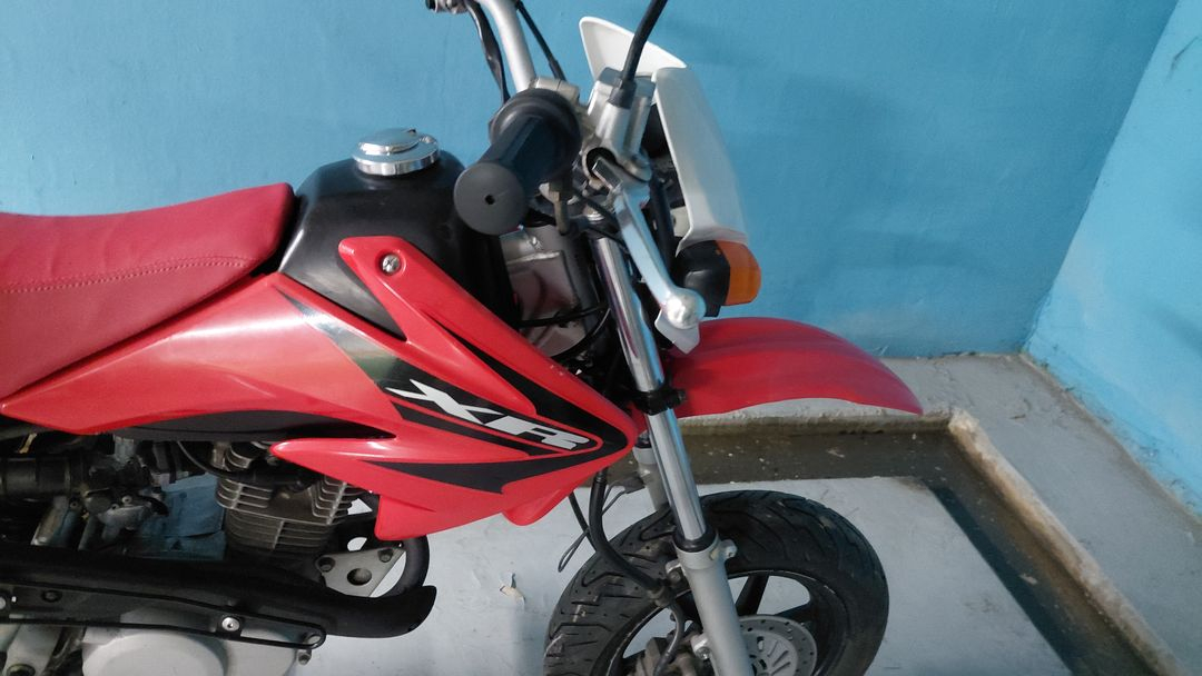 혼다 xr100 이미지