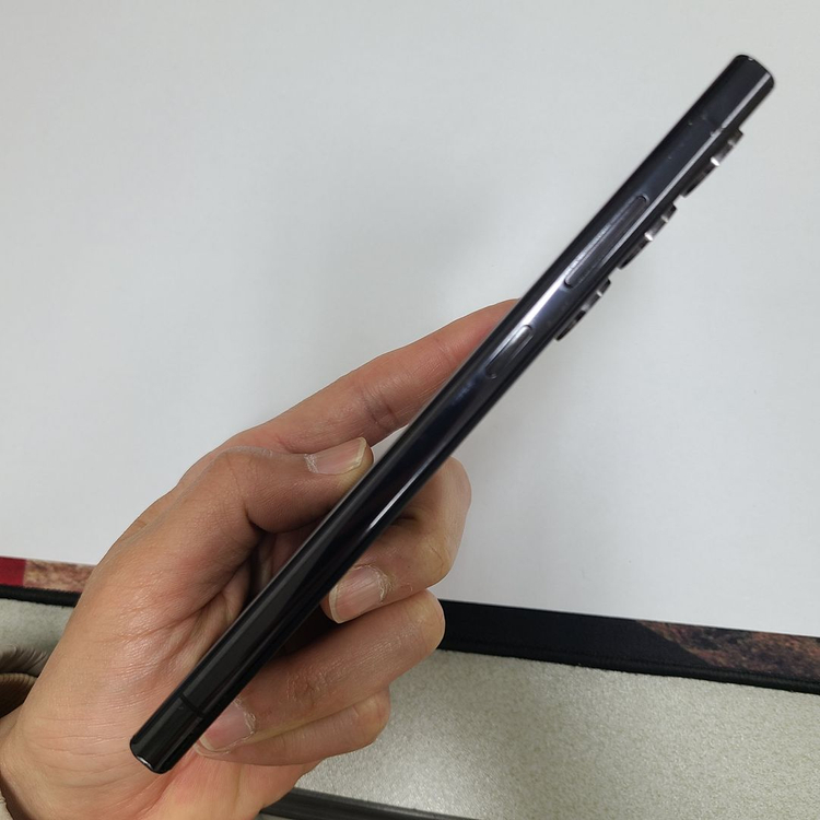 갤럭시 S23울트라 블랙 256G 가성비 중고폰 213100 이미지