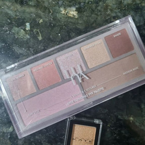 루나 아이팔레트 케이트 싱글섀도우 이미지