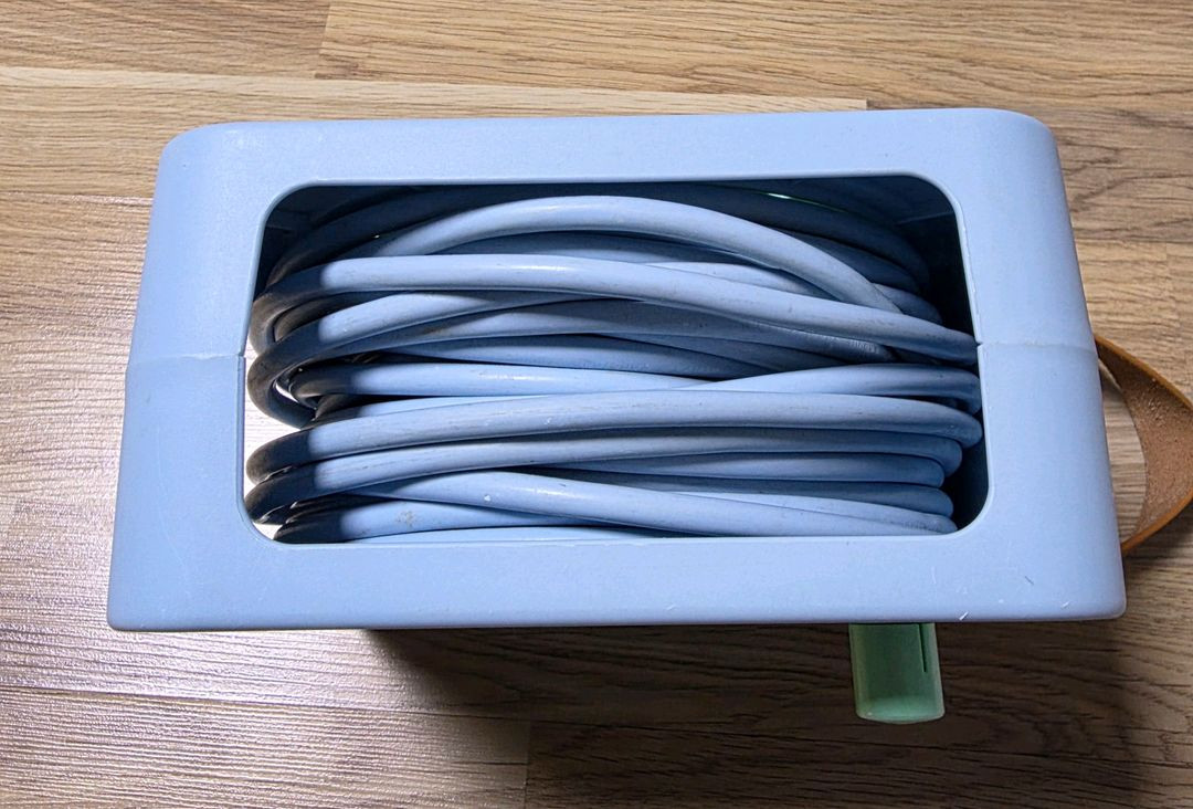 러그박스 미니큐브릴 블루민트 3구 USB 20M 캠핑릴선과 러그박스 20M 전용 케이스 이미지