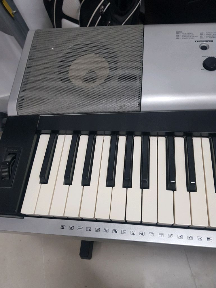 야마하 DGX-530 디지털 피아노 이미지