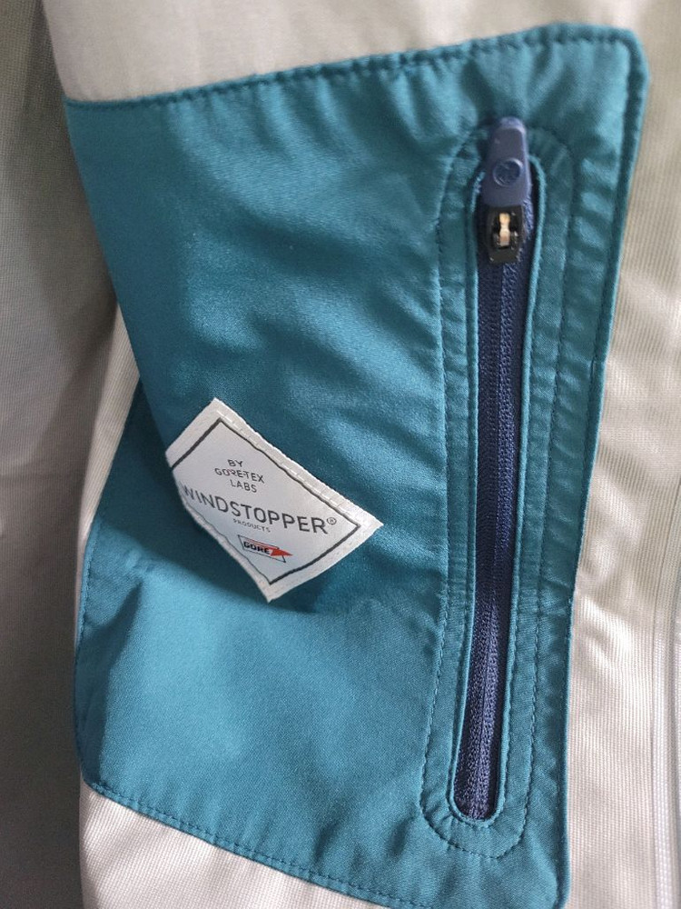 새상품)디스커버리 남성 고어텍스 바람막이 95~110 이미지