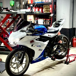 스즈키 gsx-r125 튜닝기체 판매합니다. 이미지